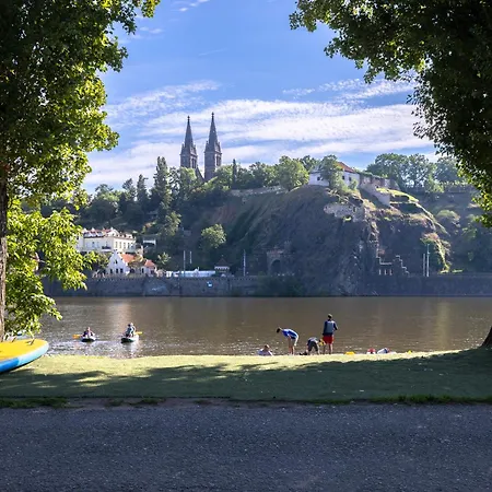 Unique Glamping Prague With Private Hot Tub *
