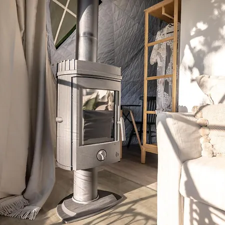 ラグジュアリーテント Unique Glamping Prague With Private Hot Tub *