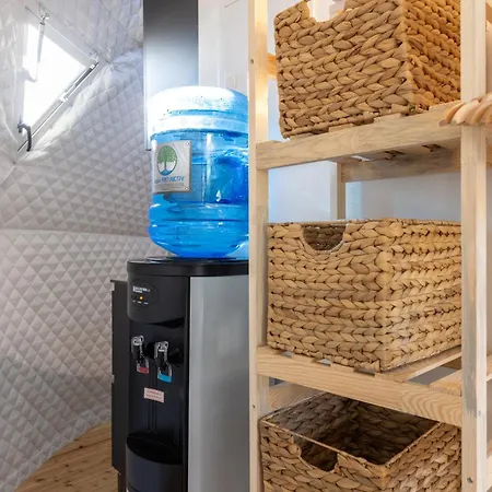 Unique Glamping Prague With Private Hot Tub ラグジュアリーテント *