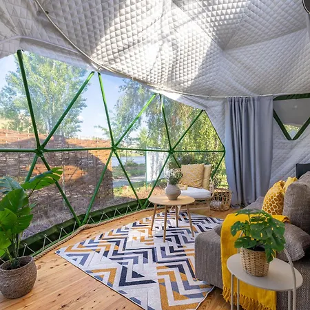 ラグジュアリーテント Unique Glamping Prague With Private Hot Tub