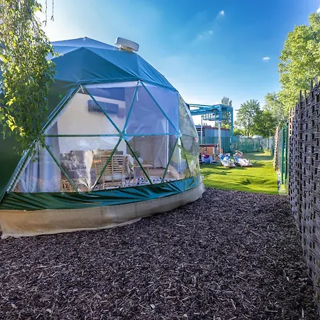 Unique Glamping Prague With Private Hot Tub プラハ