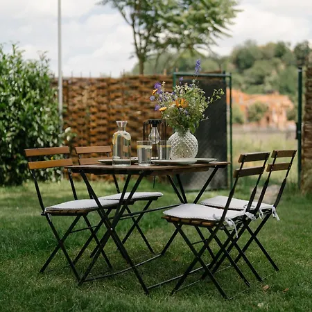 Unique Glamping Prague With Private Hot Tub ラグジュアリーテント