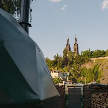 Unique Glamping Prague With Private Hot Tub *