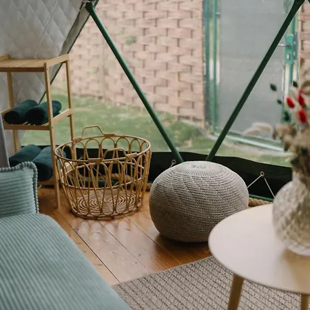 ラグジュアリーテント Unique Glamping Prague With Private Hot Tub プラハ