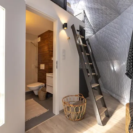 Unique Glamping Prague With Private Hot Tub ラグジュアリーテント *